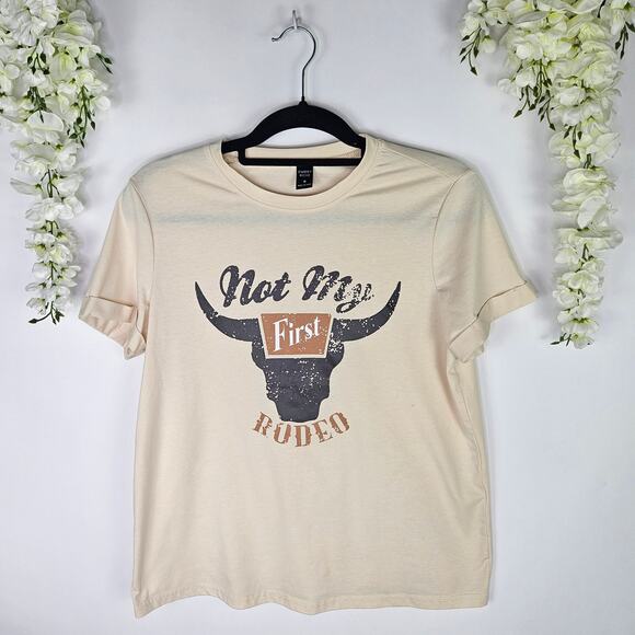 Emery Rose Not My First Rodeo Graphic Tee Shirt Beige Western Cow Skull Medium - Picture 2 of 9